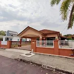 Villa Mikayla Homestay - Alor Setar